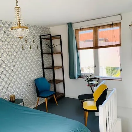 King Almost By The Sea *